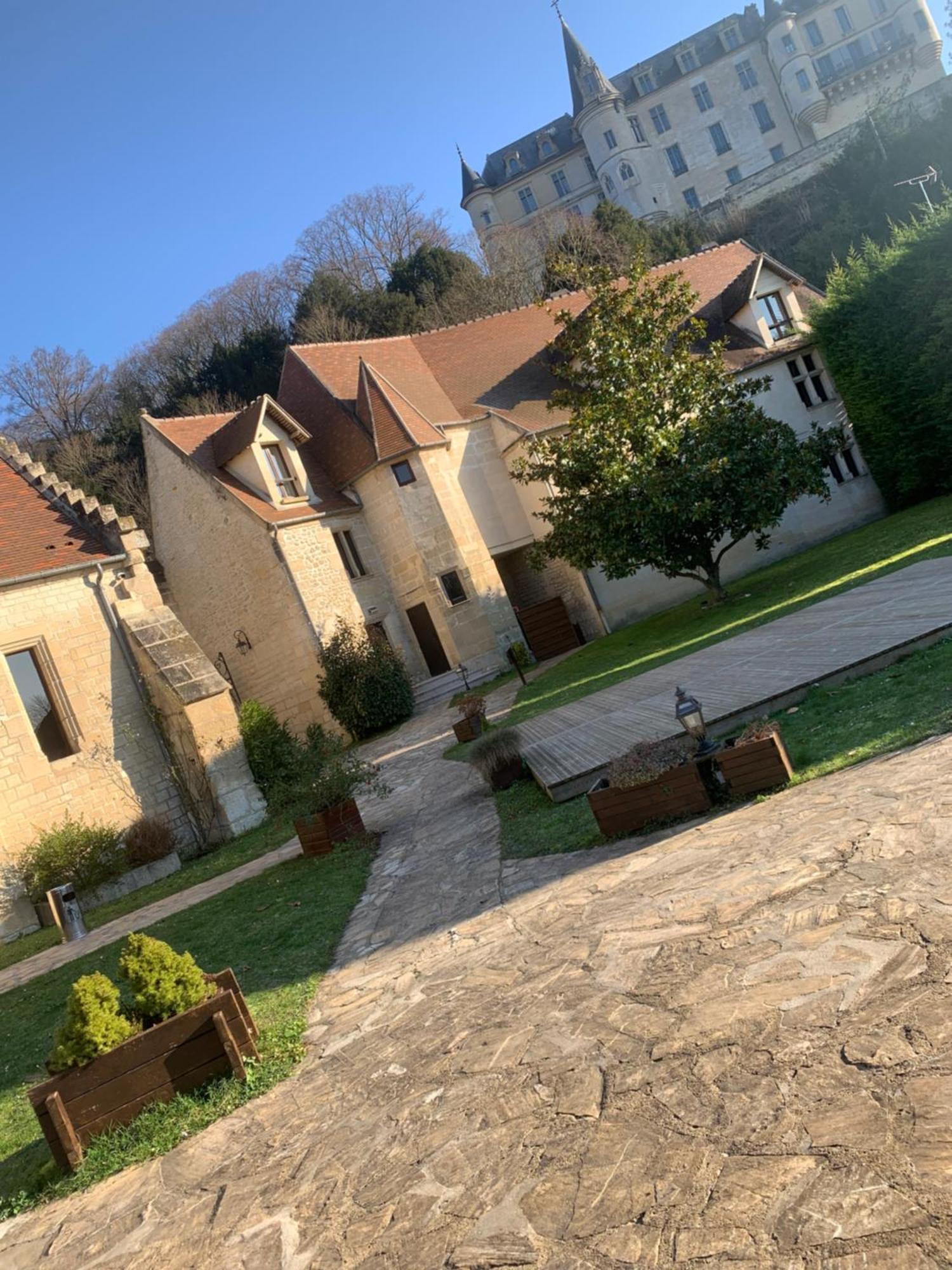 Auberge Du Jeu D'Arc Mello Luaran gambar